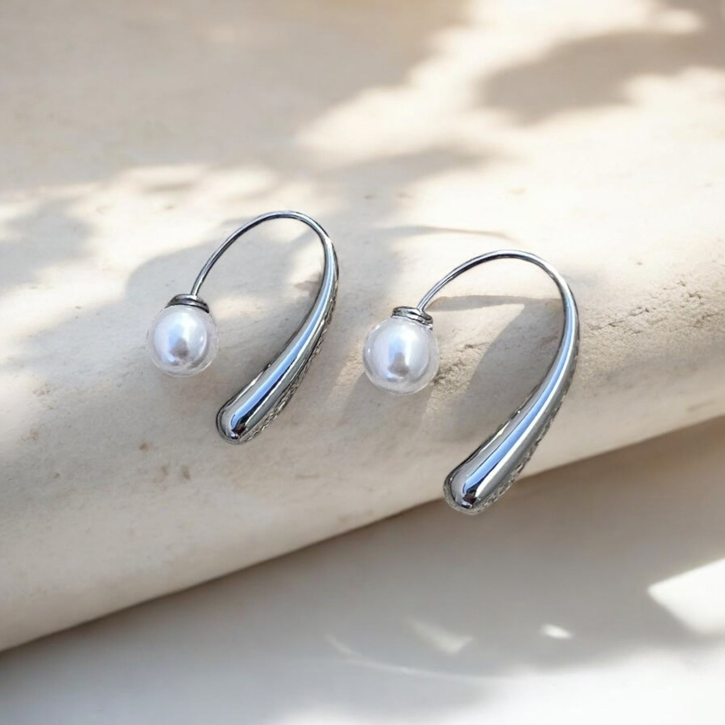 unique silver pearl earrings