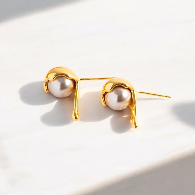 gold melting pearls