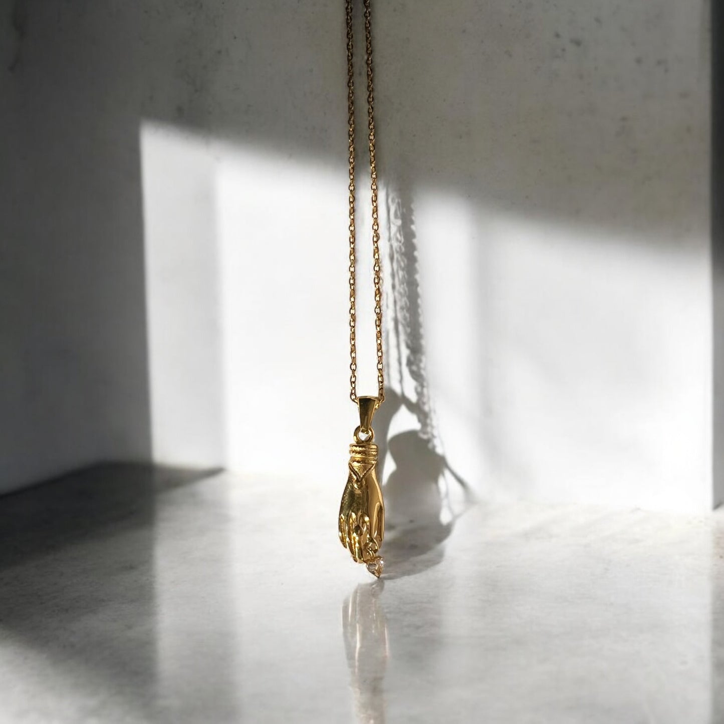 Adore necklace