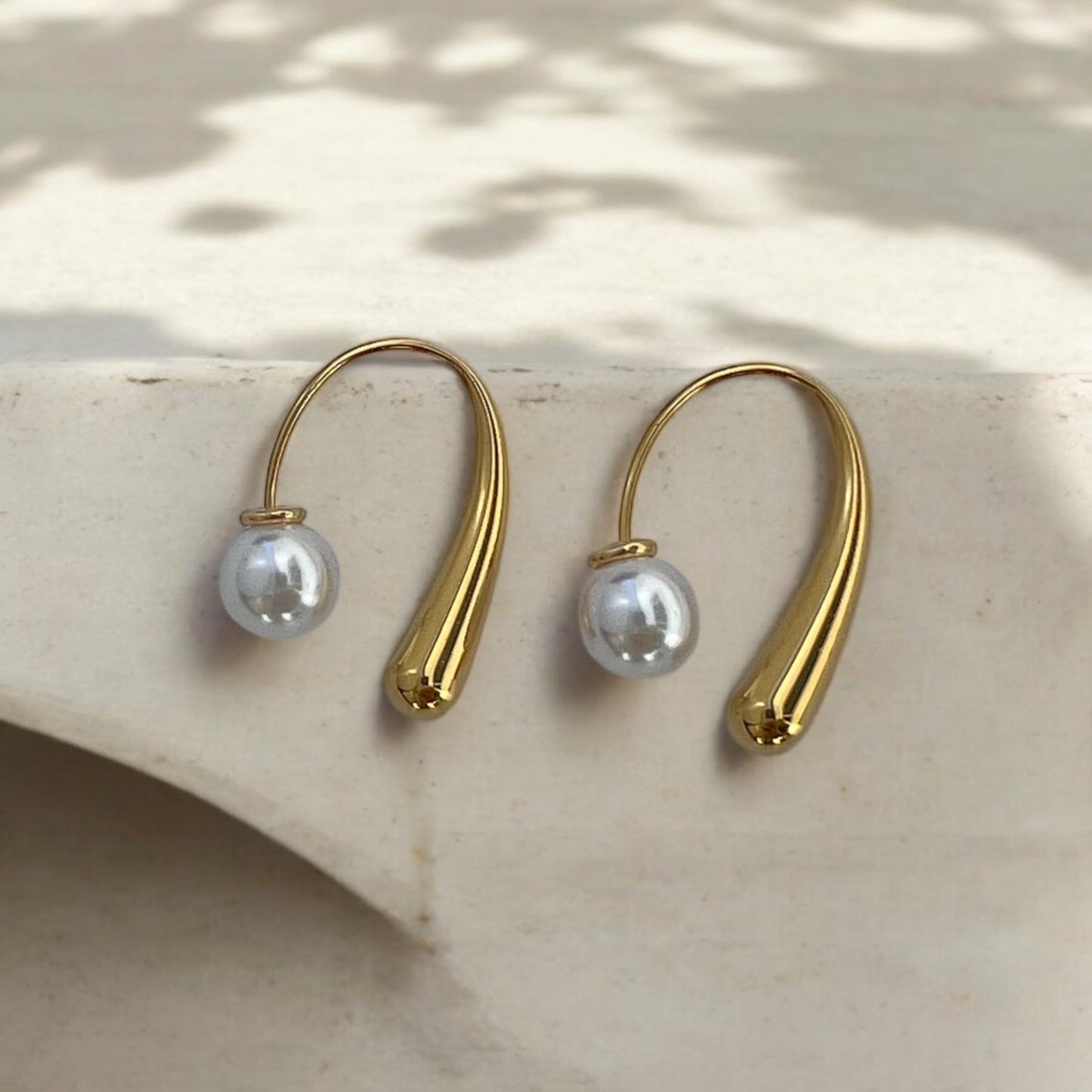 gold pearl earrings, unique pearl earrings