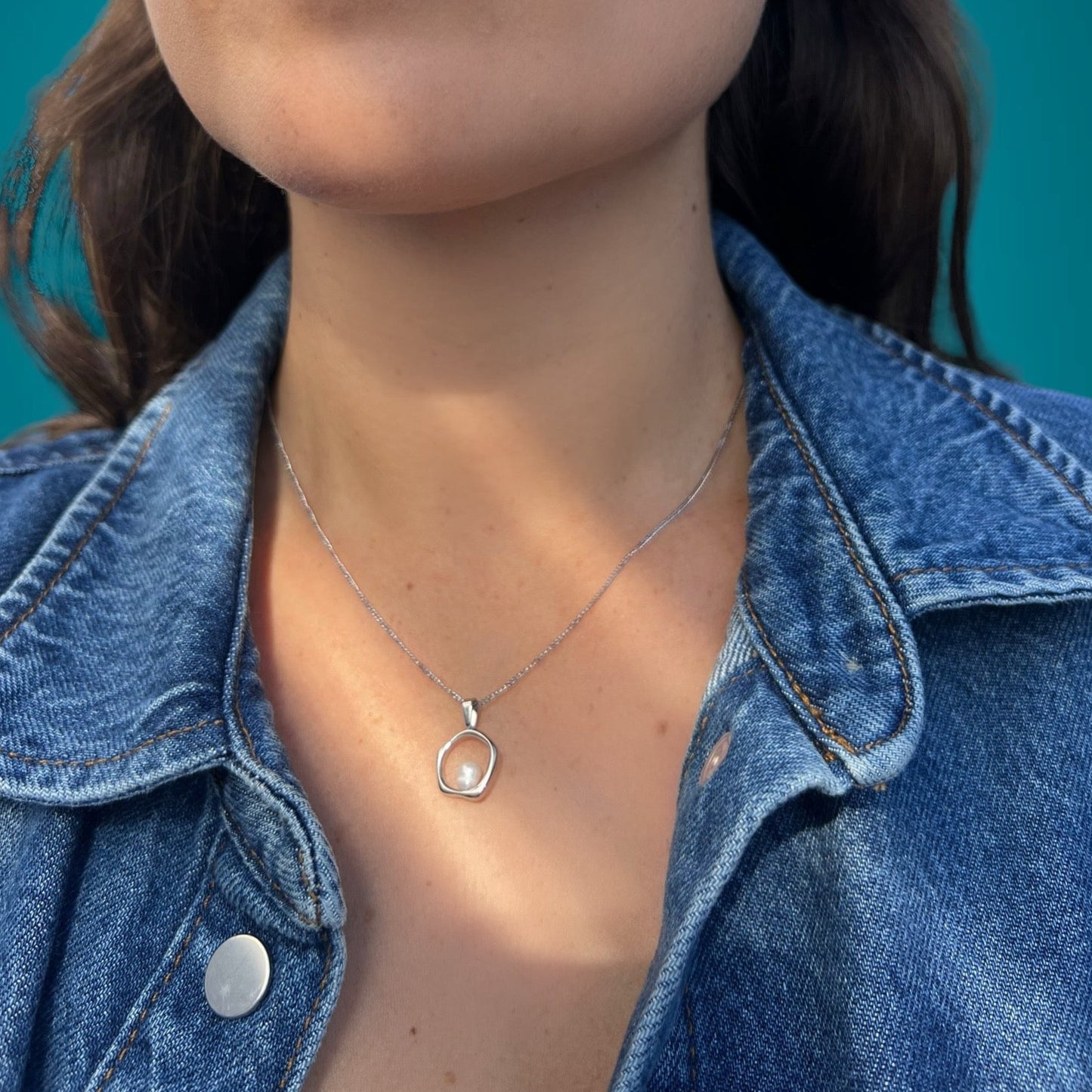 edgy silver pearl pendant