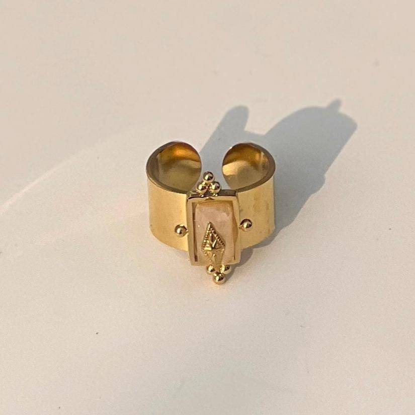 Cami ring
