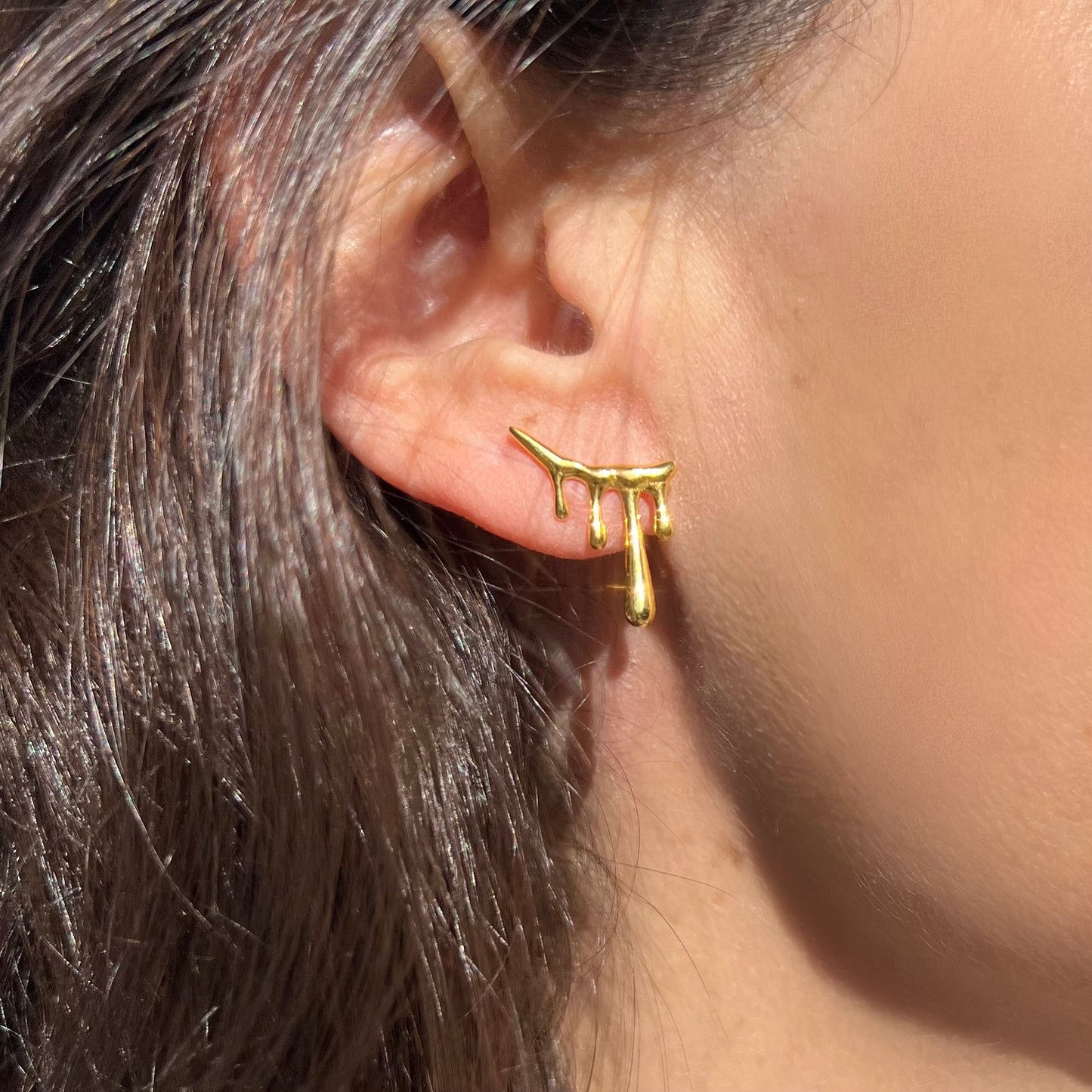 melting gold studs