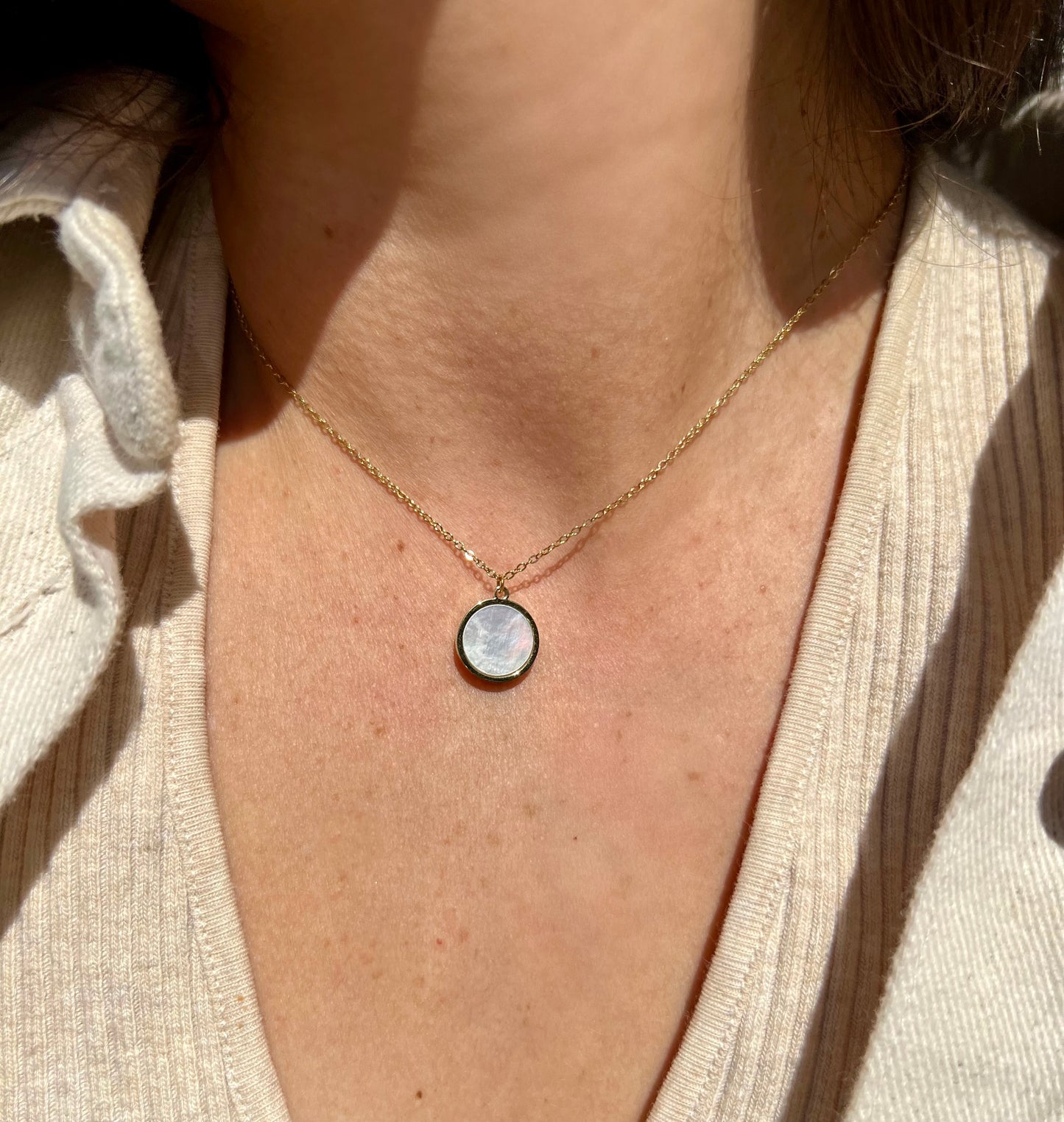 round disc necklace