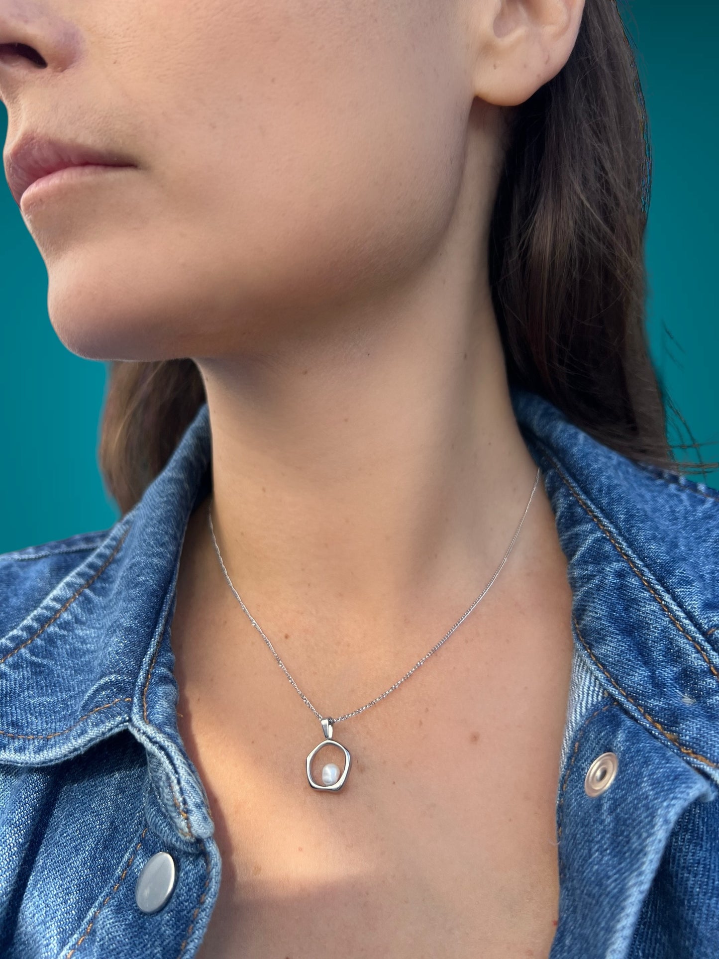 Gia necklace silver