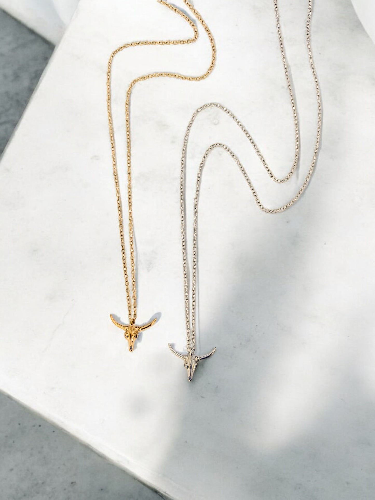 Mila Bull Necklace Gold