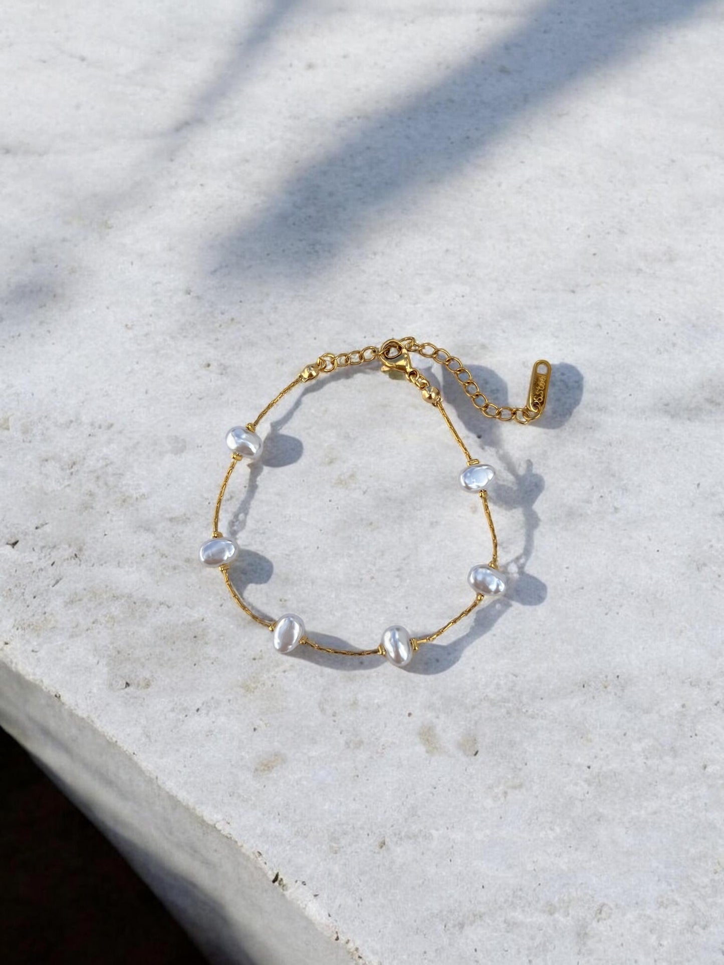 Lorene pearl bracelet