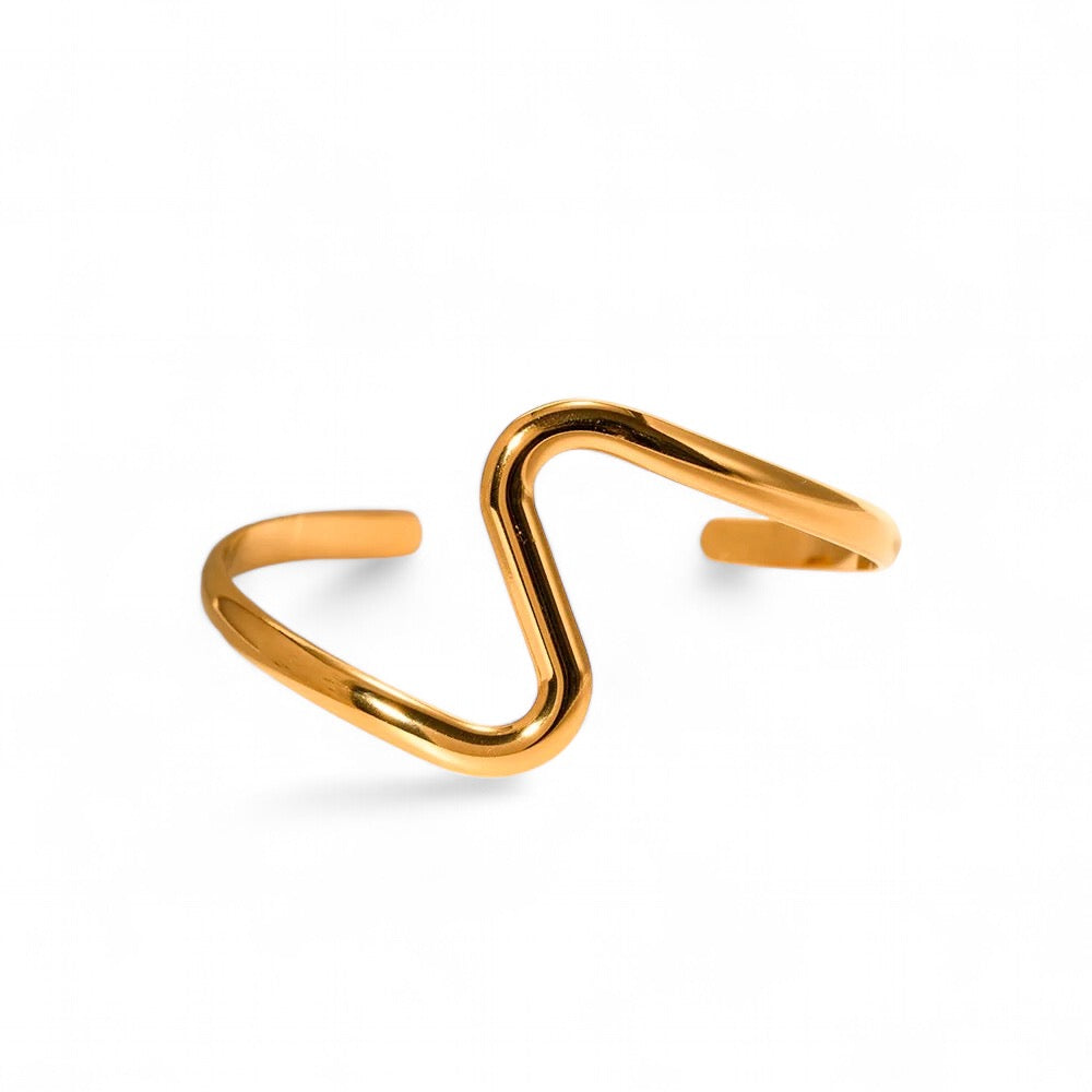 gold wavy bracelet 