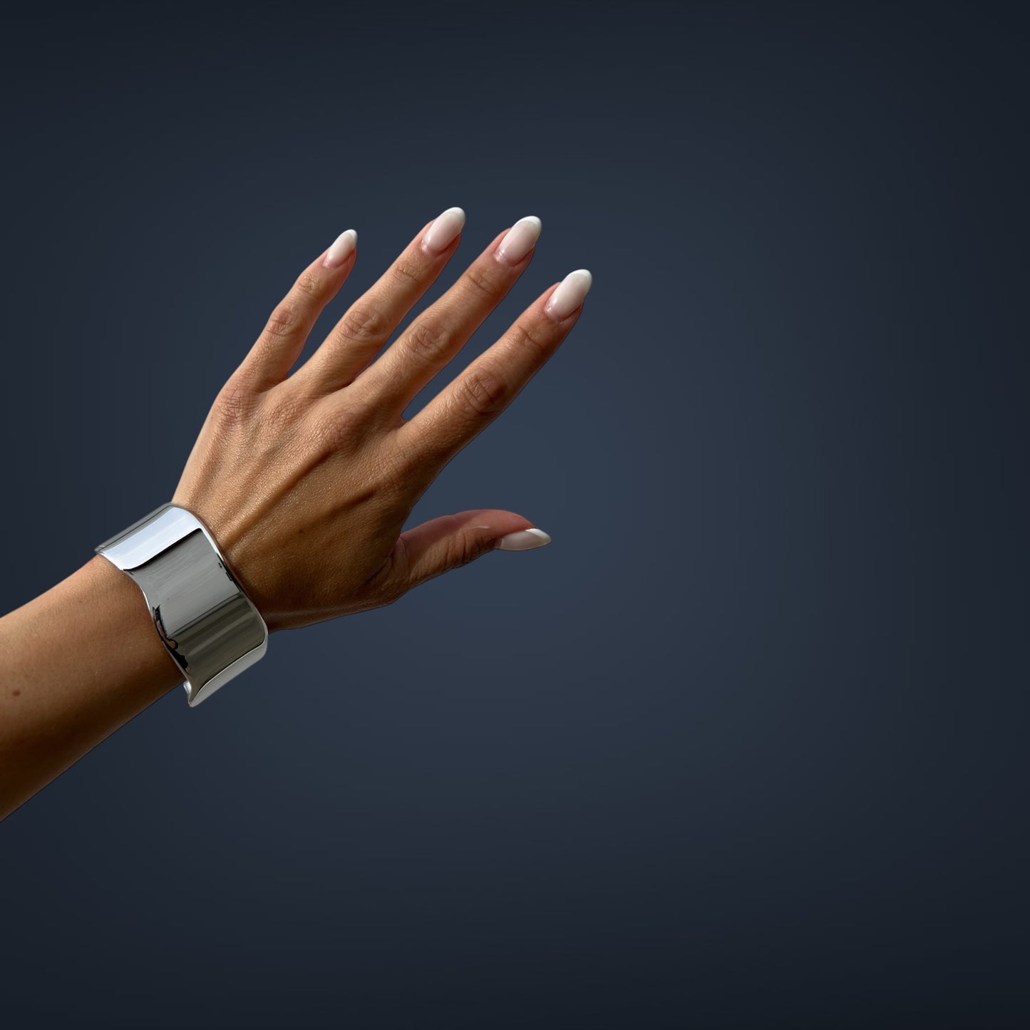 Tara cuff