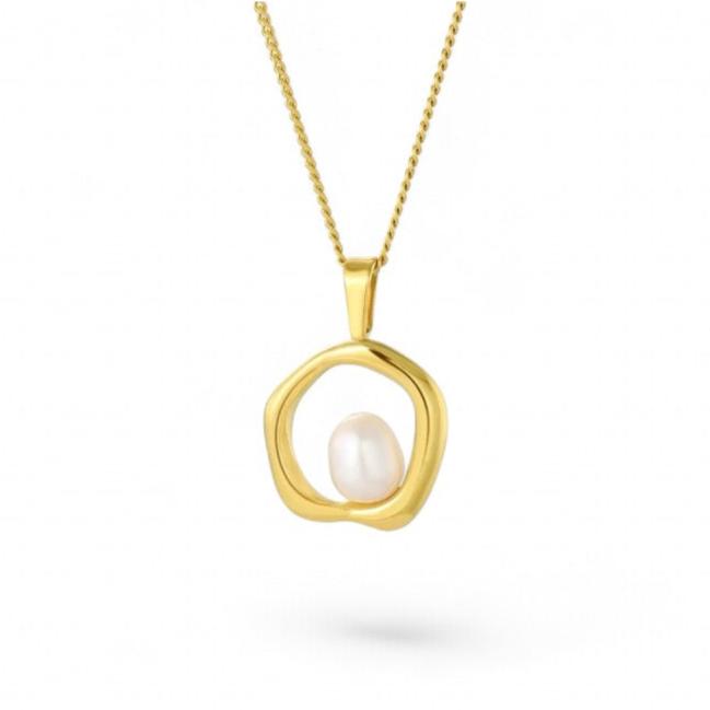 dainty gold pearl necklace