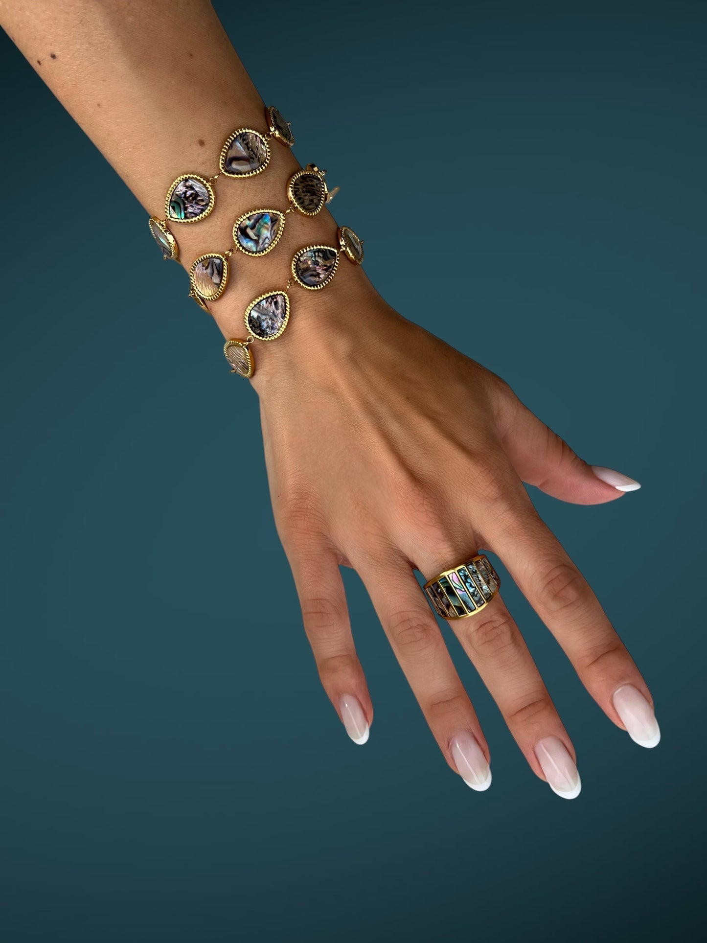 Noomi bracelet