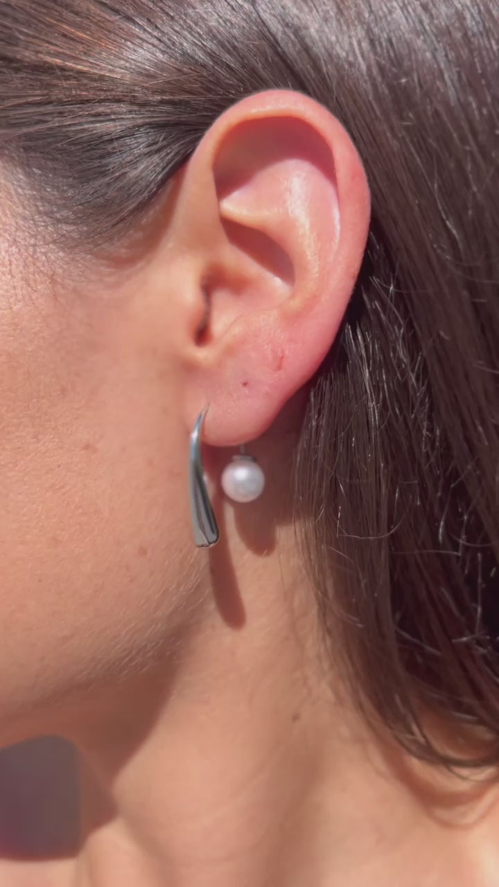 modern pearl earrings